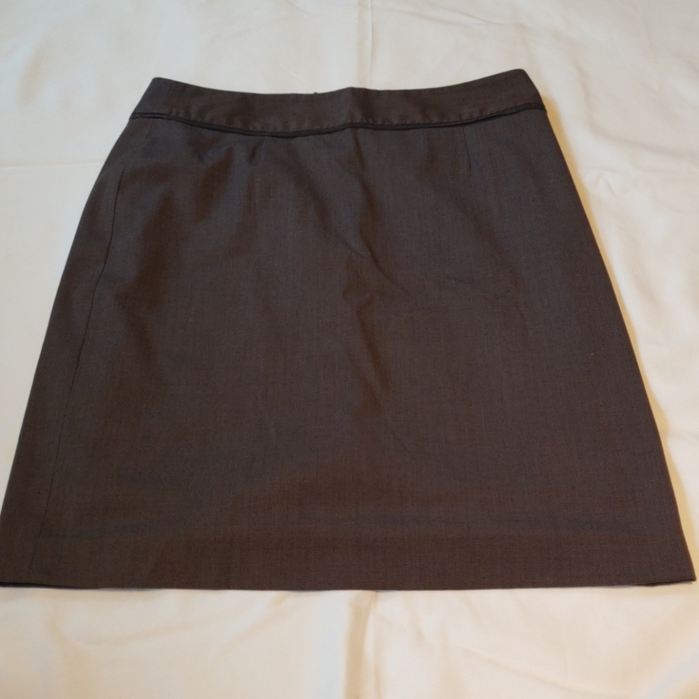 Banana republic brown skirt